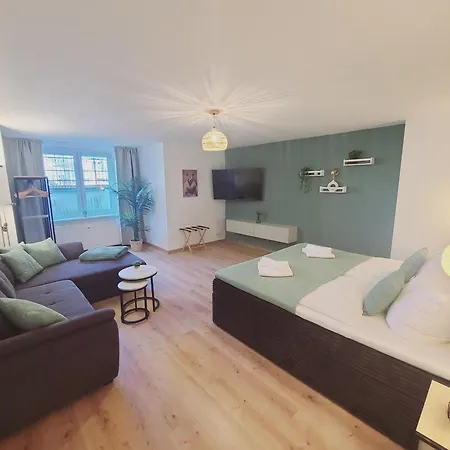 Neu! Spreelounge Mit 3 Schlafzimmern Appartement *