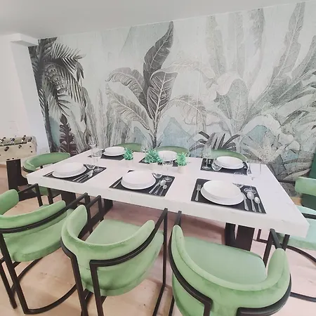 Neu! Spreelounge Mit 3 Schlafzimmern Appartement